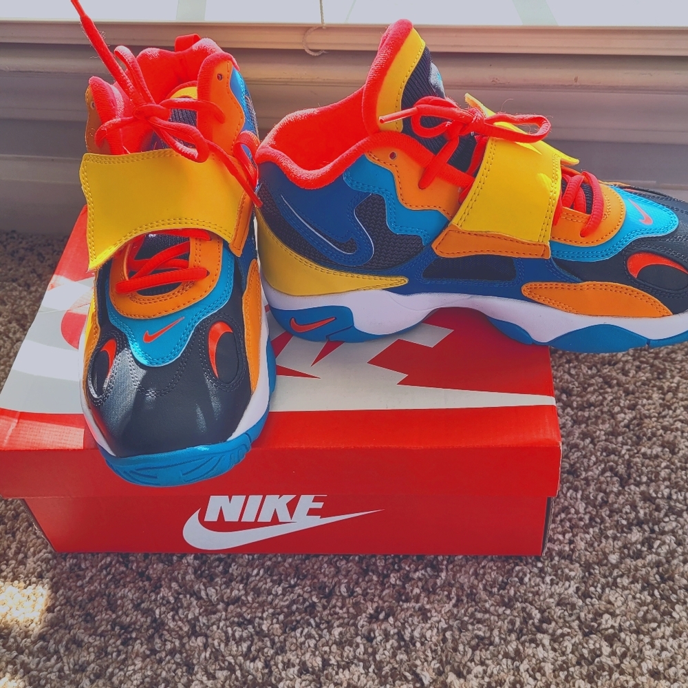Nike Air Speed Turf- 7Y